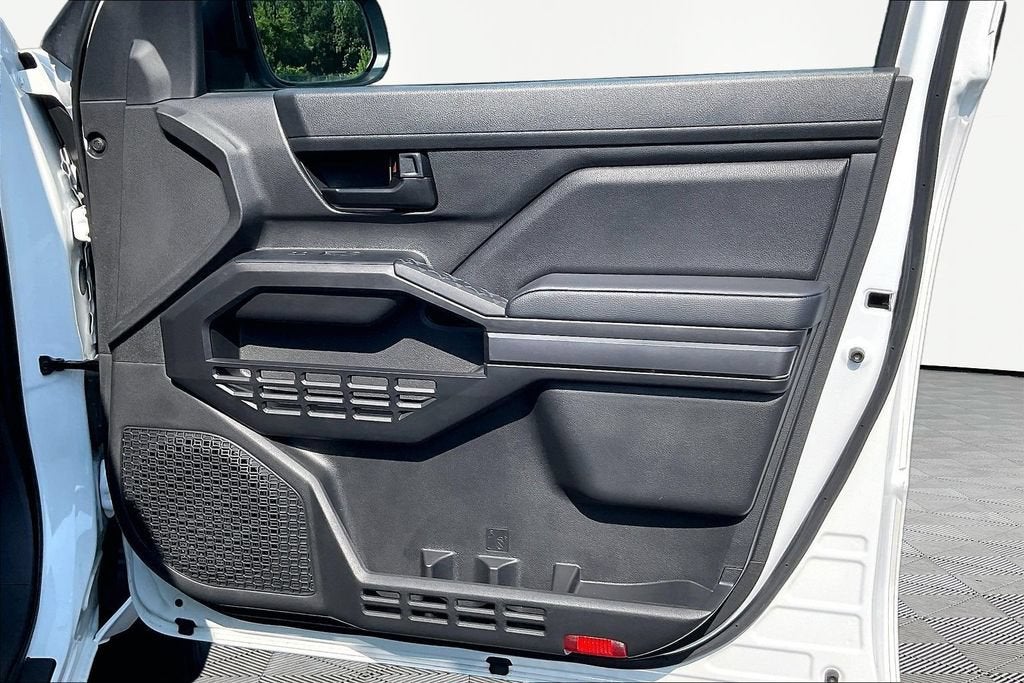 2024 Toyota Tacoma 2WD SR5