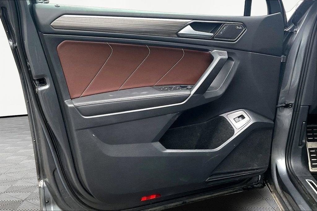 2022 Volkswagen Tiguan SEL R-Line