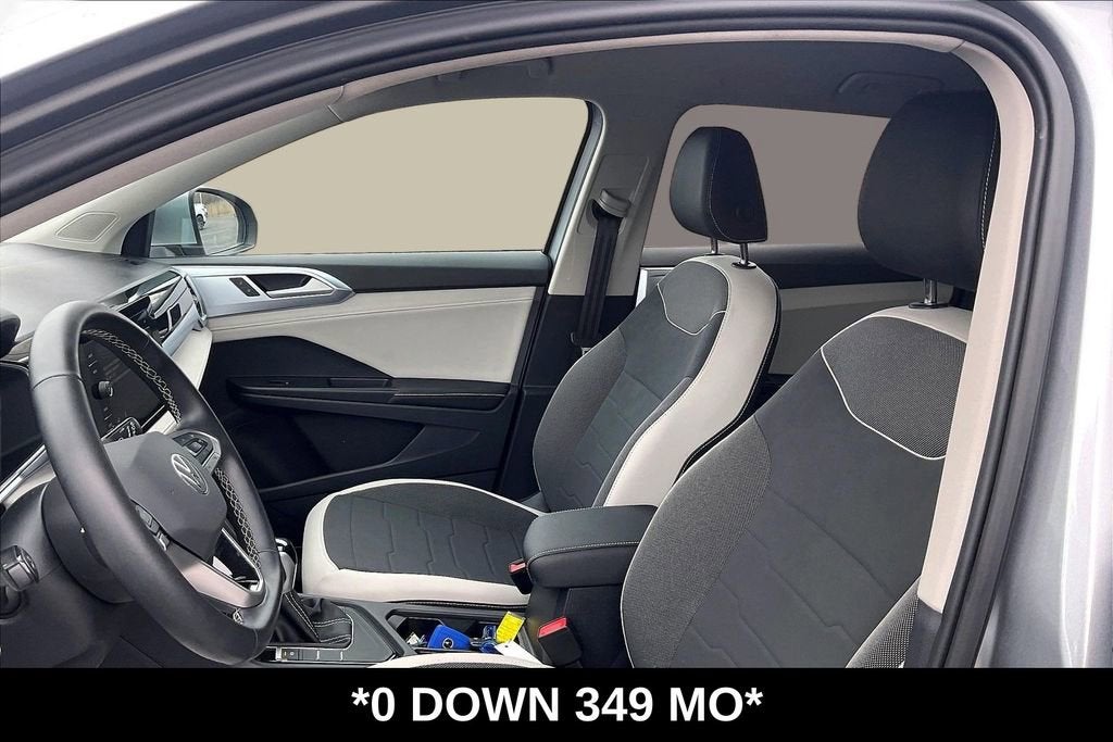 2025 Volkswagen Taos SE