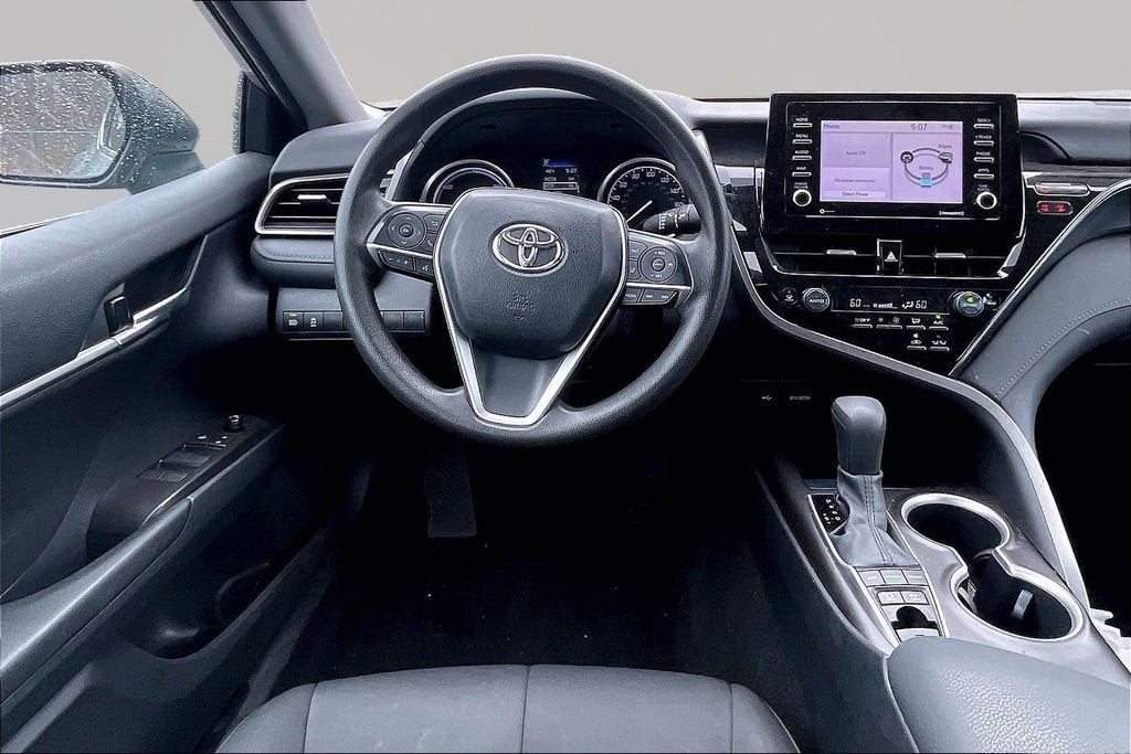 2021 Toyota Camry Hybrid LE