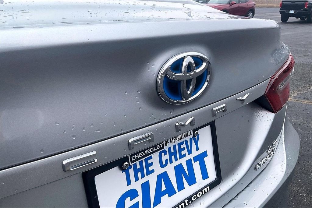 2021 Toyota Camry Hybrid LE