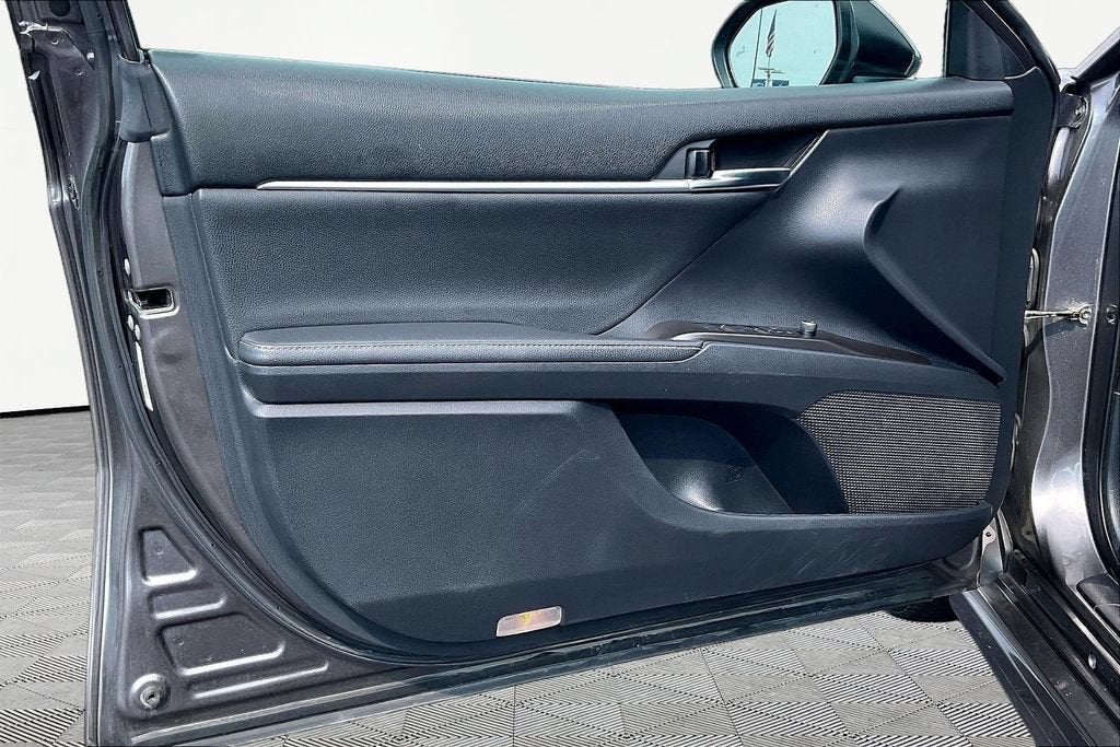 2021 Toyota Camry Hybrid XSE