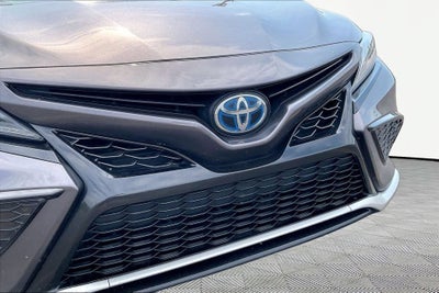 2021 Toyota Camry Hybrid XSE
