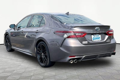 2021 Toyota Camry Hybrid XSE