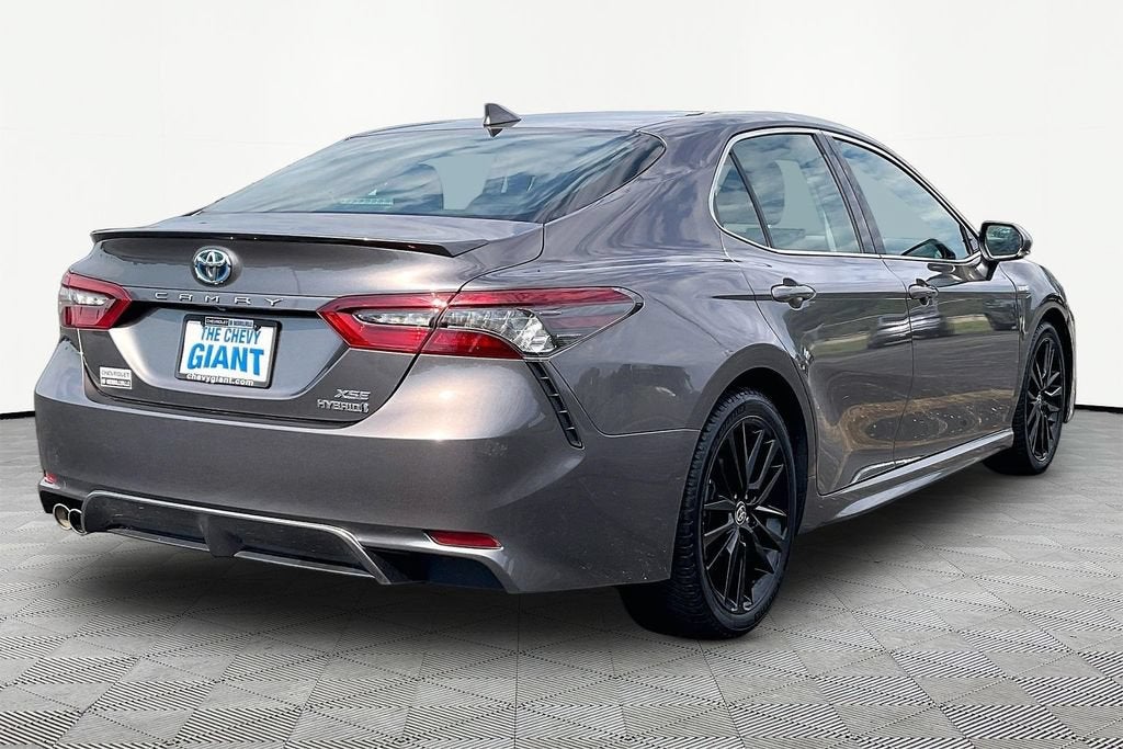 2021 Toyota Camry Hybrid XSE