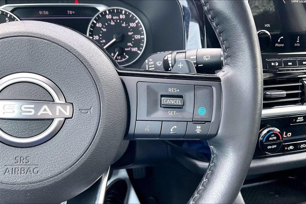 2023 Nissan Pathfinder SL