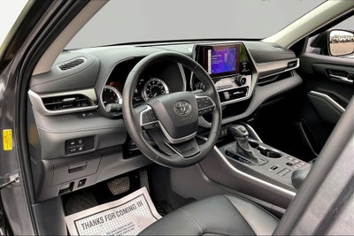 2024 Toyota Highlander LE