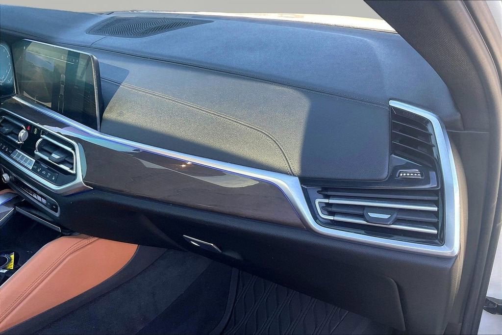 2023 BMW X6 xDrive40i