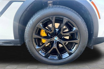 2023 BMW X6 xDrive40i