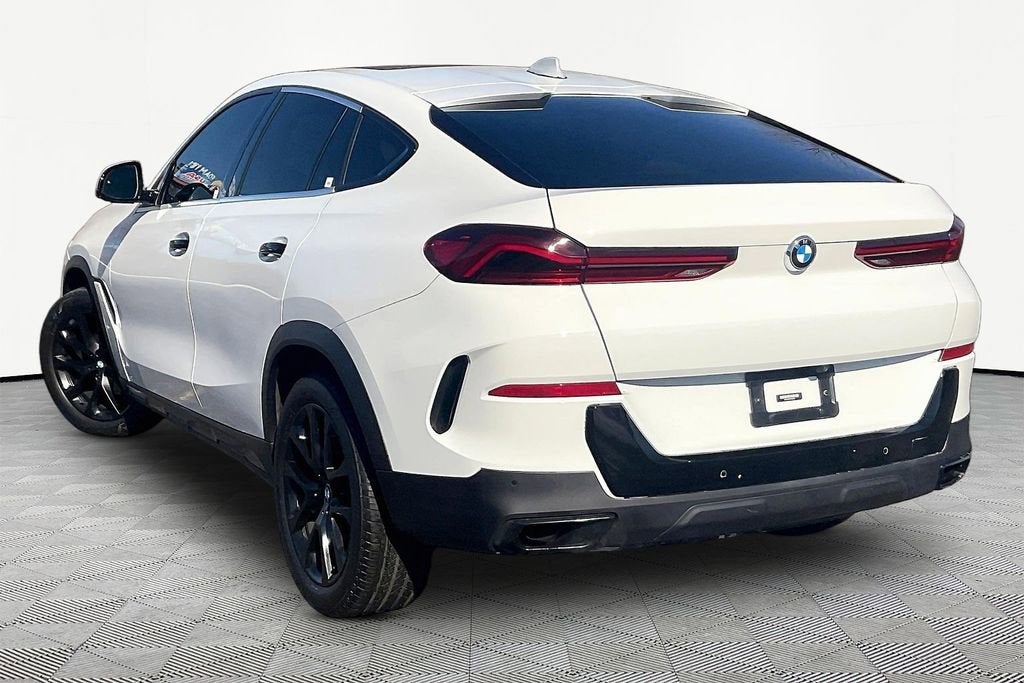 2023 BMW X6 xDrive40i