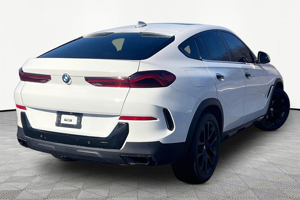 2023 BMW X6 xDrive40i