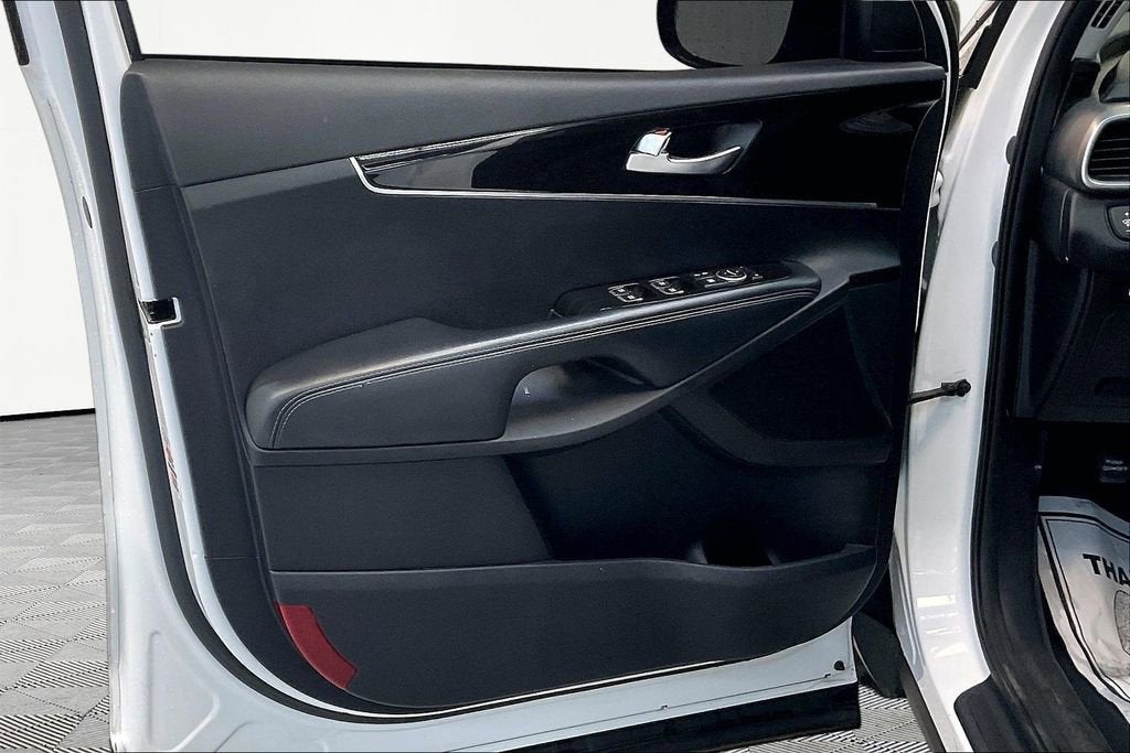 2020 Kia Sorento LX V6