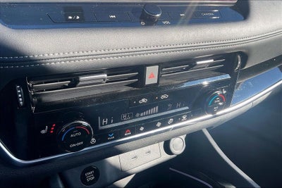 2025 Nissan Rogue SL