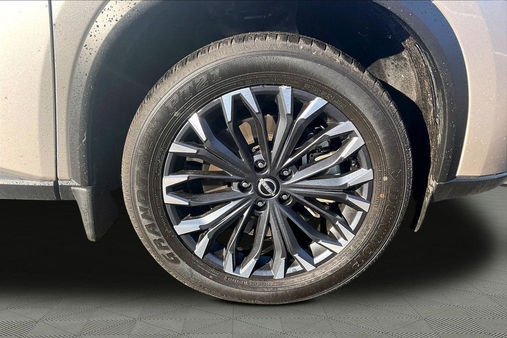 2025 Nissan Rogue SL