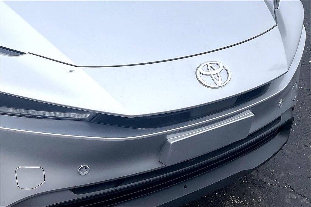 2023 Toyota Prius LE