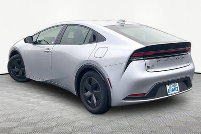 2023 Toyota Prius LE