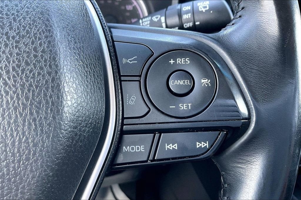 2022 Toyota Venza LE