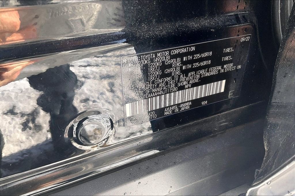 2022 Toyota Venza LE