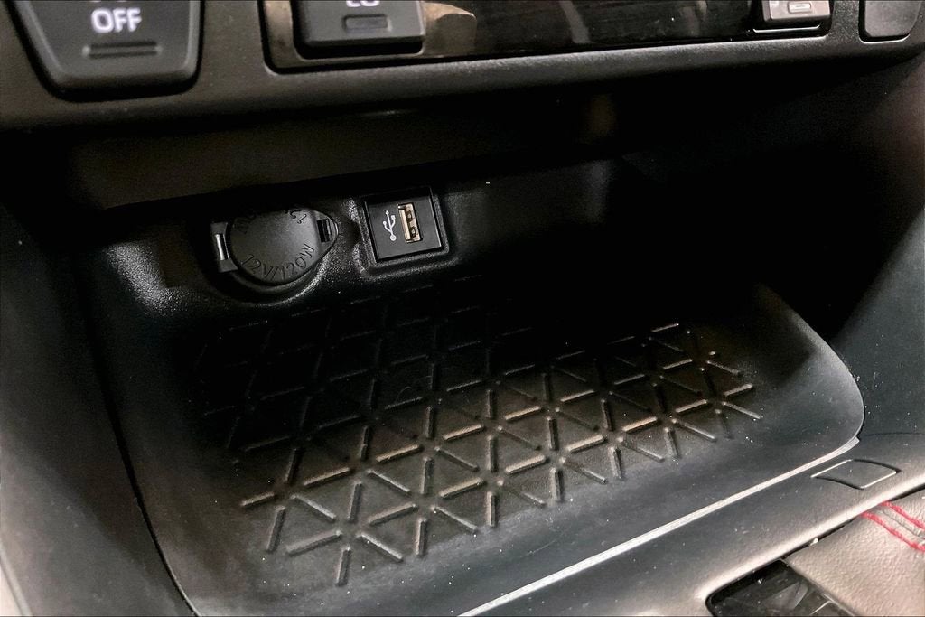 2024 Toyota RAV4 Prime SE