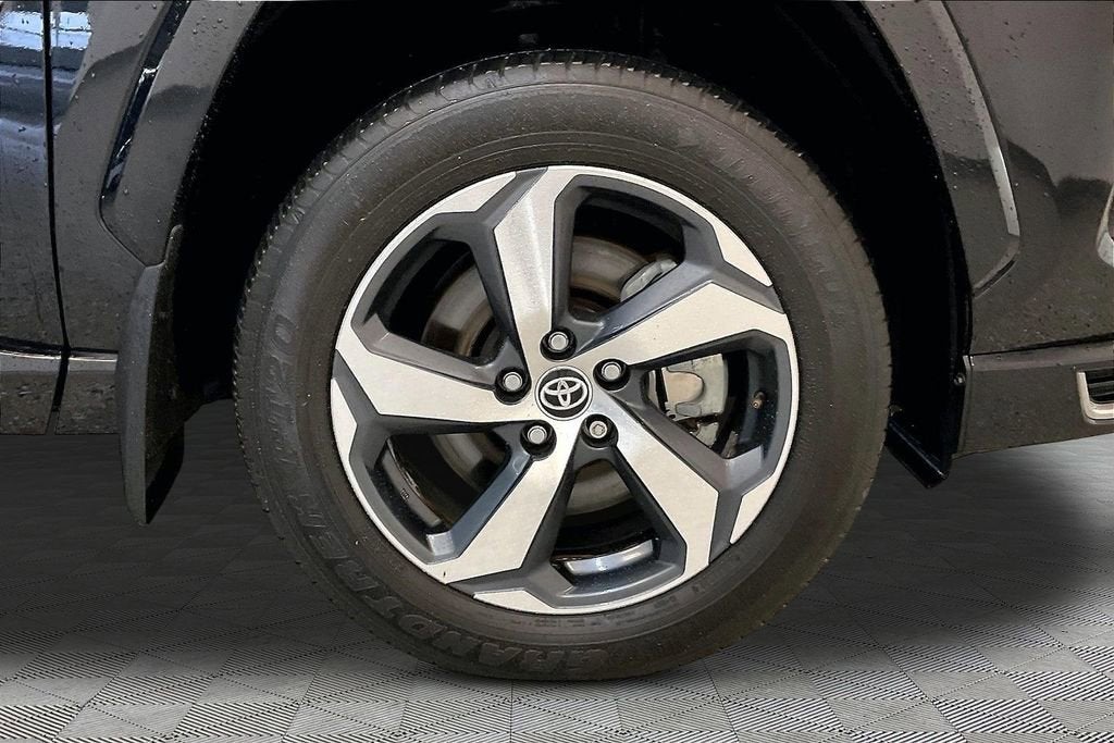 2024 Toyota RAV4 Prime SE