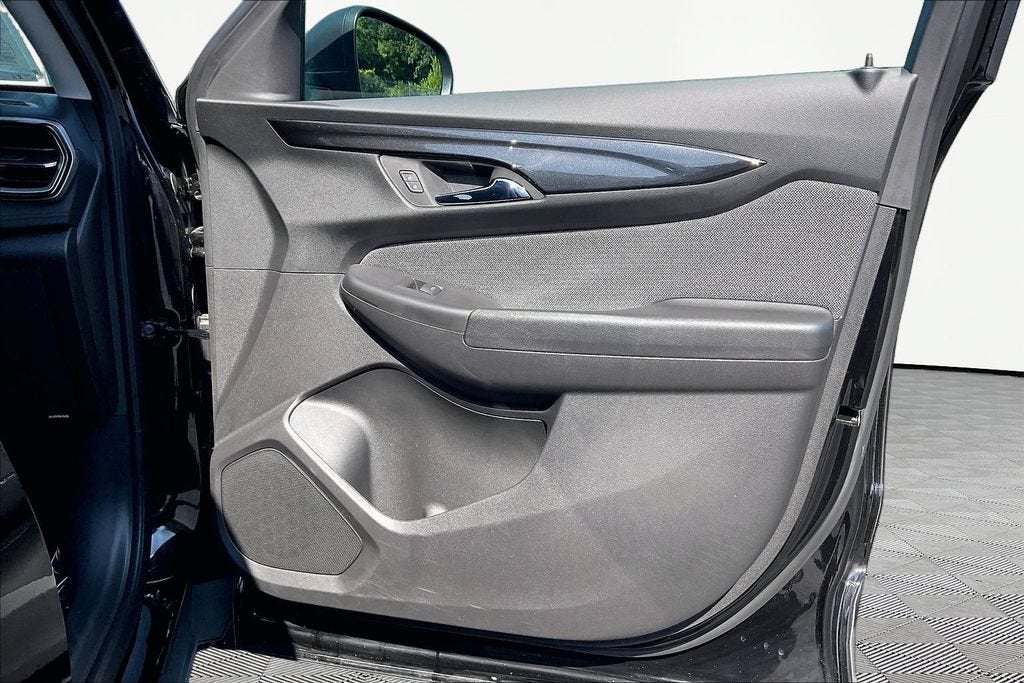 2025 Chevrolet Trailblazer LS