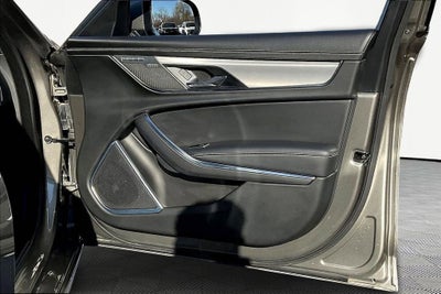 2022 Jaguar XF R-Dynamic SE