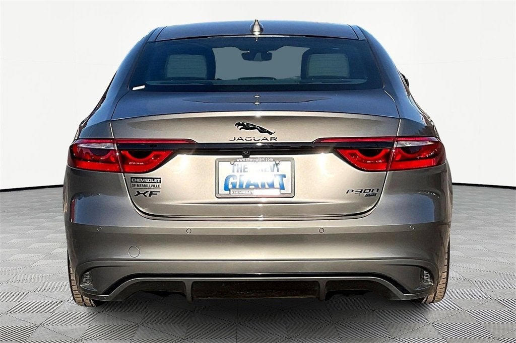 2022 Jaguar XF R-Dynamic SE