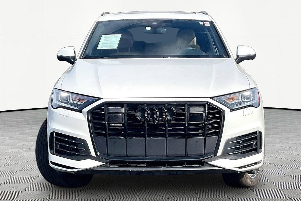 2022 Audi Q7 Premium Plus