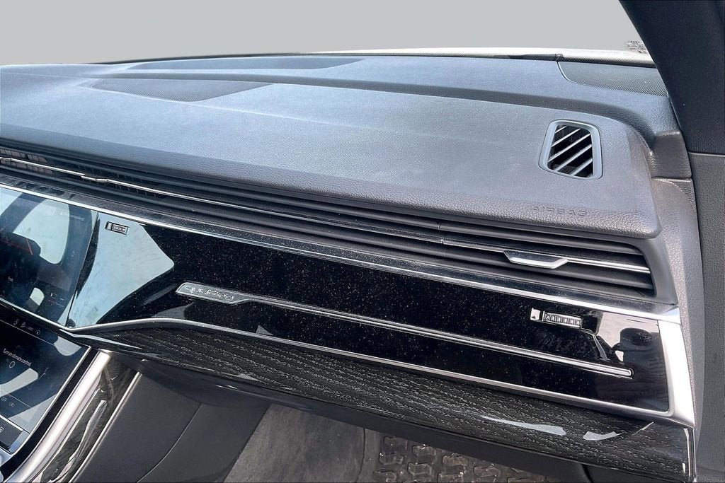 2022 Audi Q7 Premium Plus