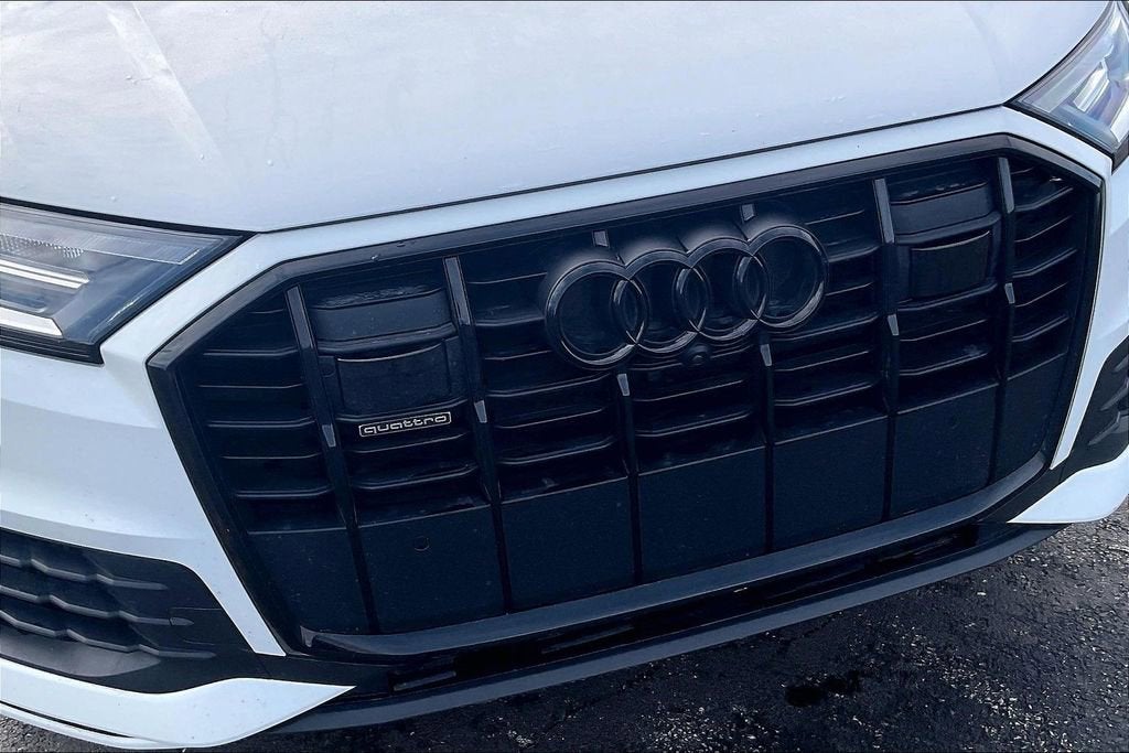 2022 Audi Q7 Premium Plus