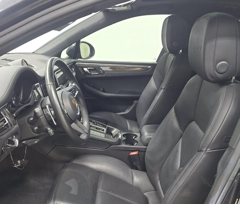 2022 Porsche Macan GTS