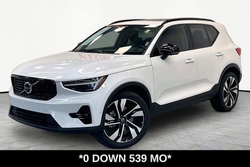 2024 Volvo XC40 Ultimate Dark Theme