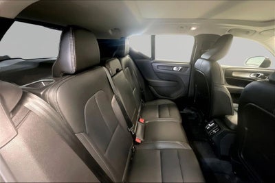 2024 Volvo XC40 Ultimate Dark Theme