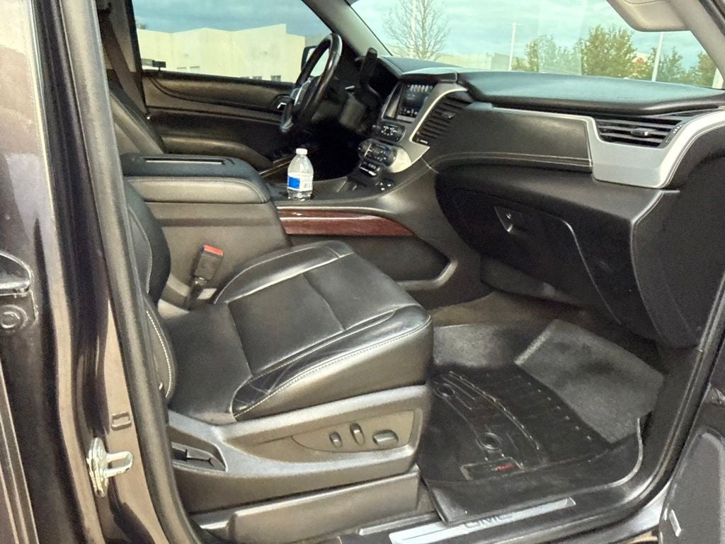 2017 GMC Yukon XL SLT
