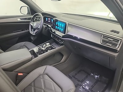 2025 Volkswagen Atlas Cross Sport 2.0T SE w/Technology