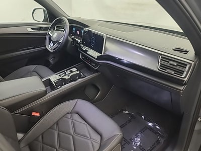 2025 Volkswagen Atlas Cross Sport 2.0T SE w/Technology