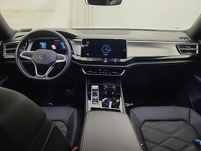 2025 Volkswagen Atlas Cross Sport 2.0T SE w/Technology