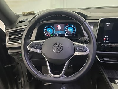 2025 Volkswagen Atlas Cross Sport 2.0T SE w/Technology