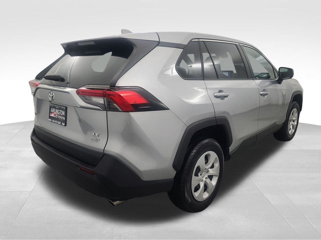 2024 Toyota RAV4 LE