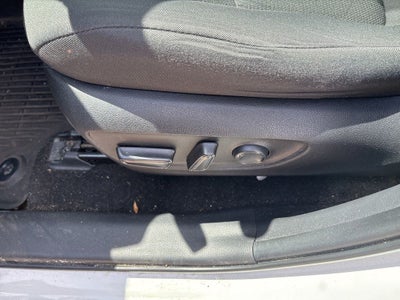 2023 Toyota RAV4 XLE w/ Convenience and Weather Package