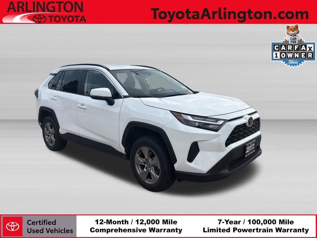 2025 Toyota RAV4 XLE