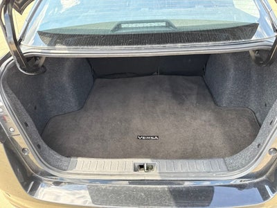 2024 Nissan Versa 1.6 SR