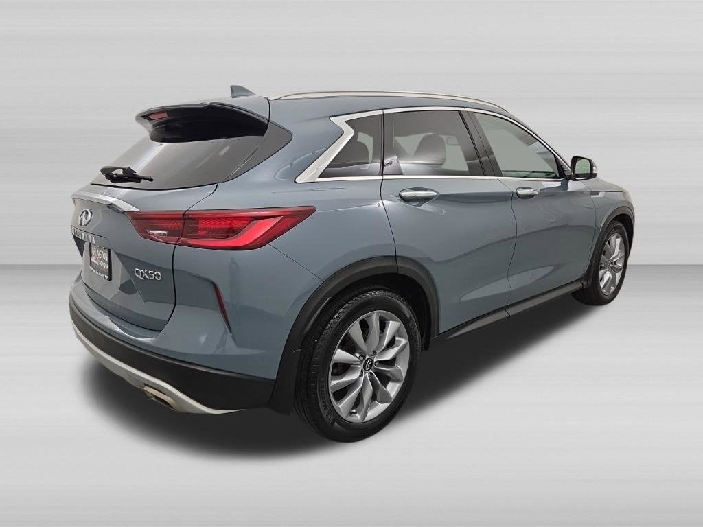 2022 INFINITI QX50 LUXE