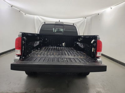 2016 Toyota Tacoma SR V6