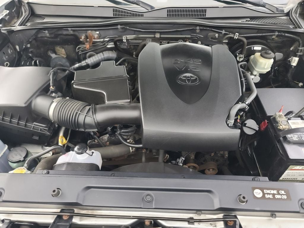 2016 Toyota Tacoma SR V6