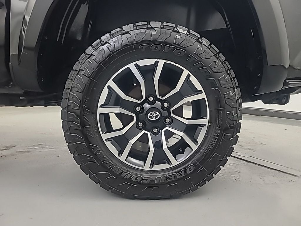 2022 Toyota Tacoma TRD Sport V6