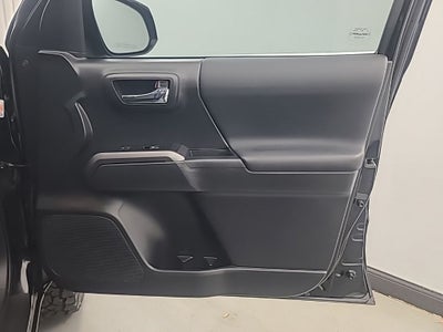 2022 Toyota Tacoma TRD Sport V6