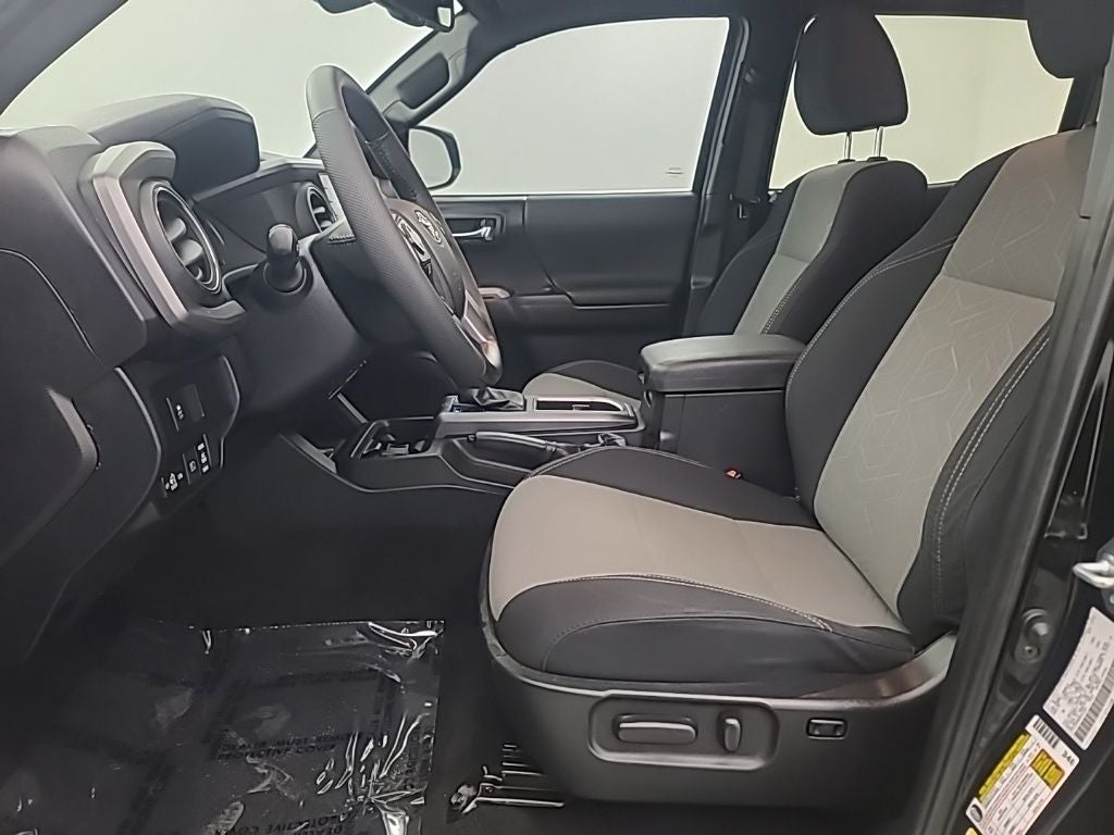 2022 Toyota Tacoma TRD Sport V6