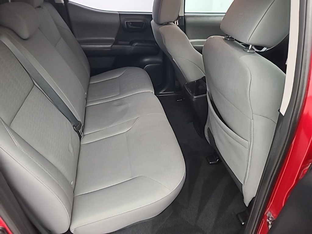 2016 Toyota Tacoma SR