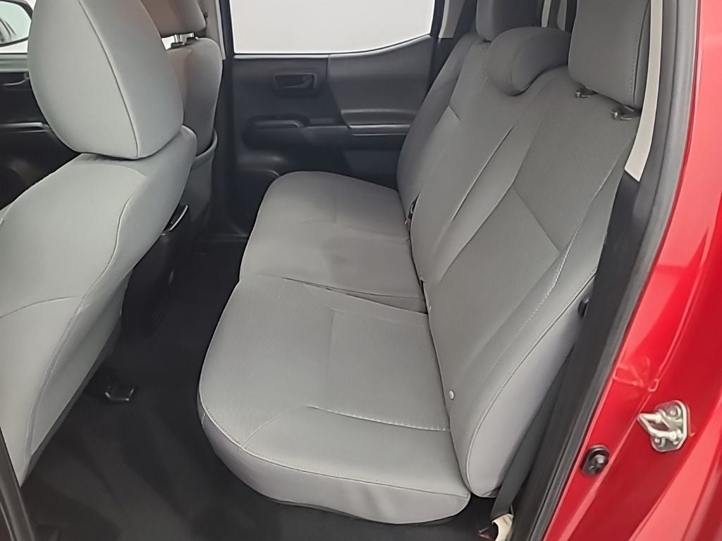 2016 Toyota Tacoma SR